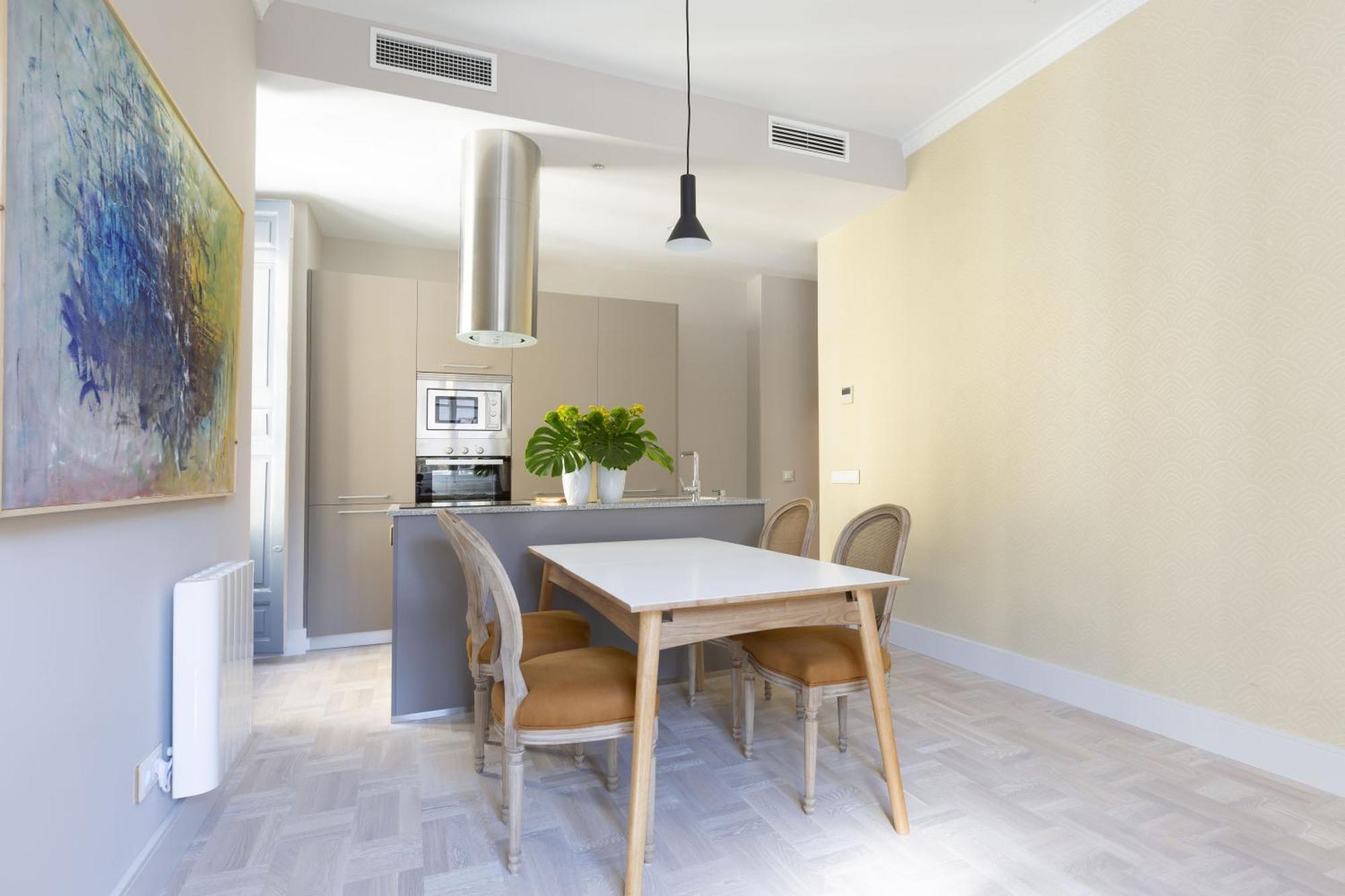 Precioso Apt En La Plaza De La Paja Latina Madrid Exterior foto