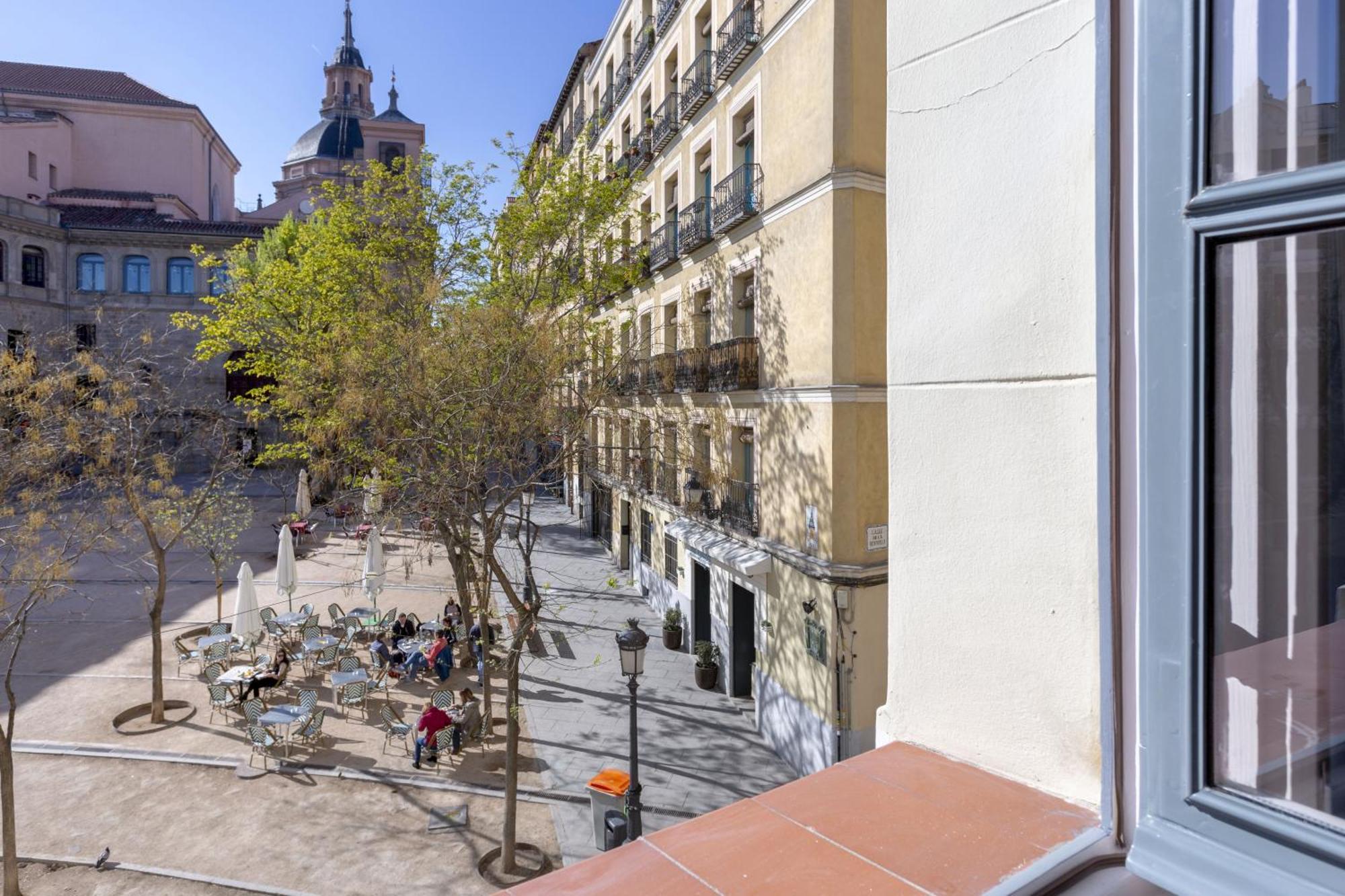 Precioso Apt En La Plaza De La Paja Latina Madrid Exterior foto