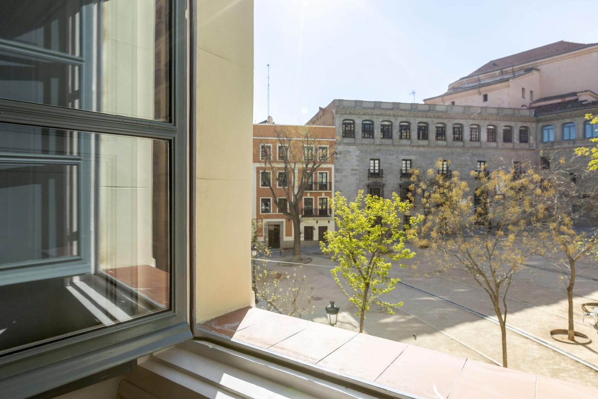 Precioso Apt En La Plaza De La Paja Latina Madrid Exterior foto